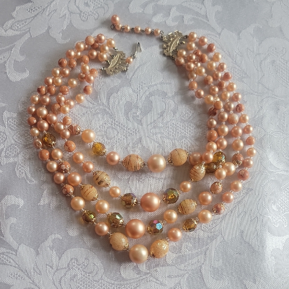 Elegant Vintage Multi-Strand Pearl Necklace